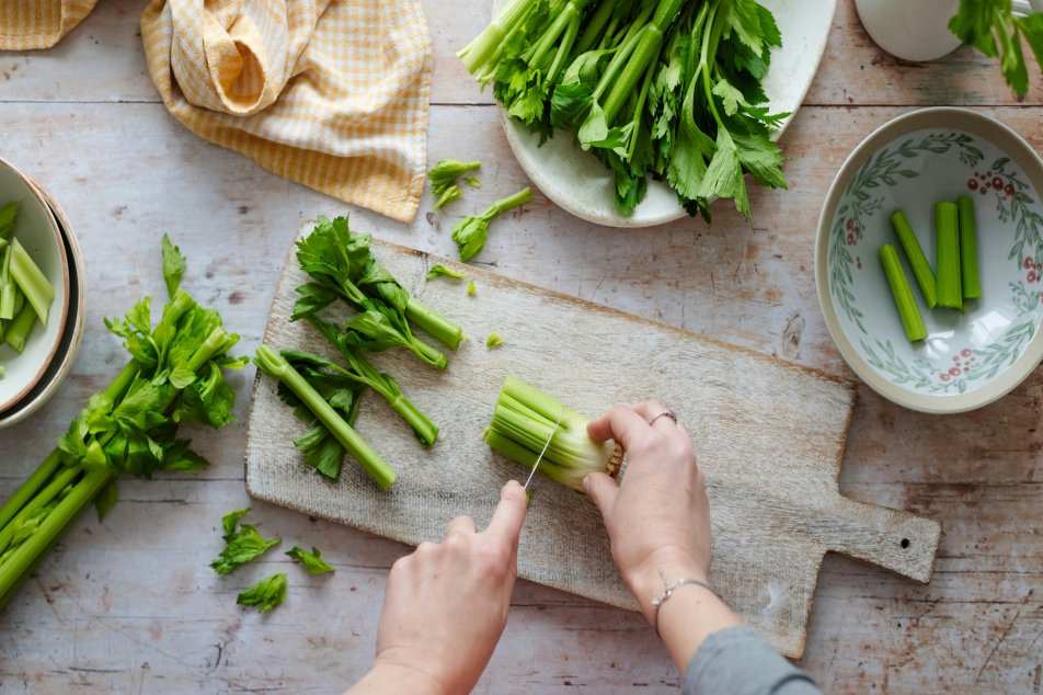 food-save-stangensellerie-ohne-logo