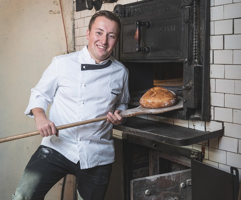 FBK2019 Schenk Beat Ofen Brot